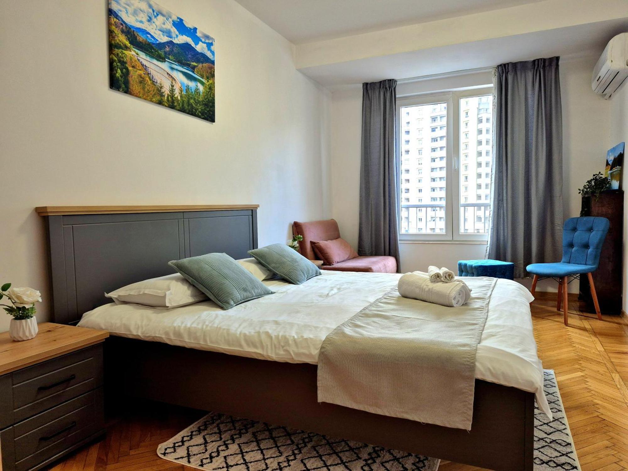 Traditional Romanian Apartments Бухарест Экстерьер фото