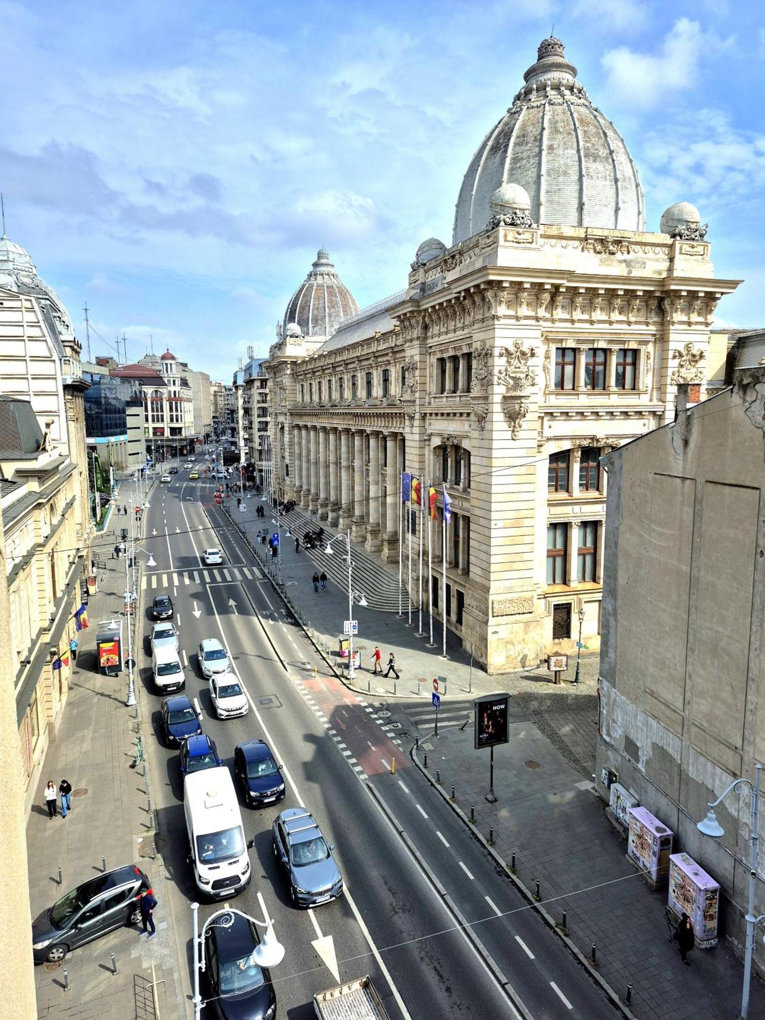 Traditional Romanian Apartments Бухарест Экстерьер фото